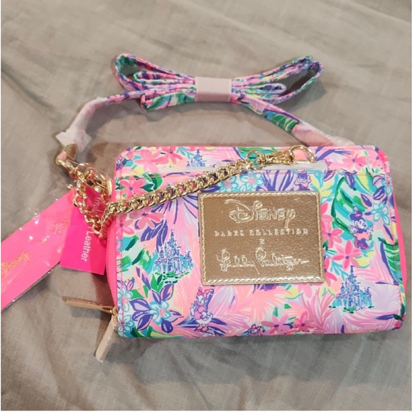 Lilly Pulitzer Handbags - Disney X Lilly Pulitzer Crossbody Purse NWT